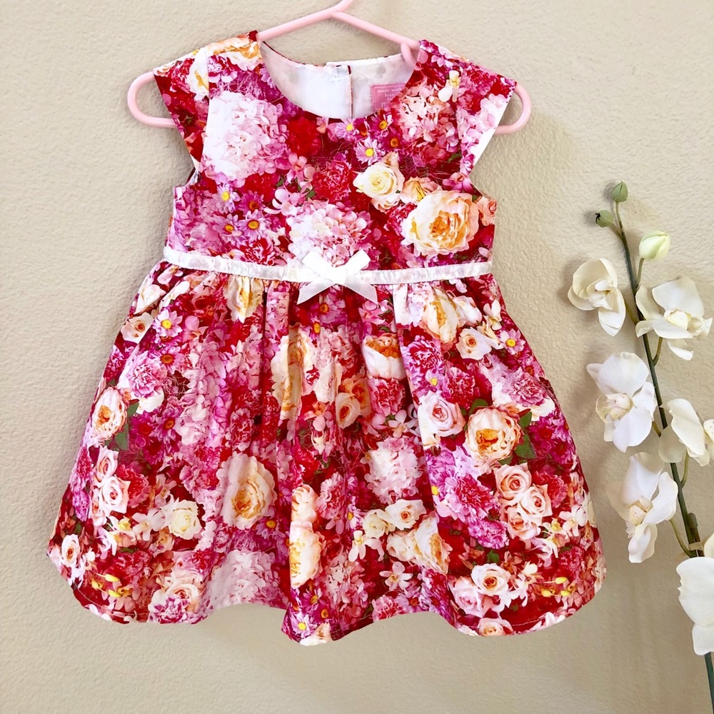 Pretty floral dress for toddler girl